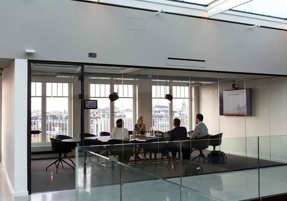 Prepare your event-space inquiry with practical questions and planning checks.